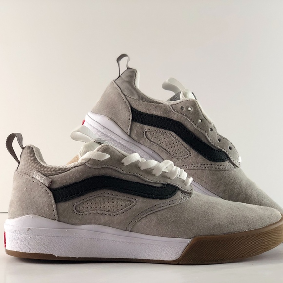 vans ultrarange pro drizzle white